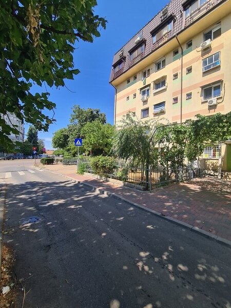 Titan, Auchan, vanzare garsoniera